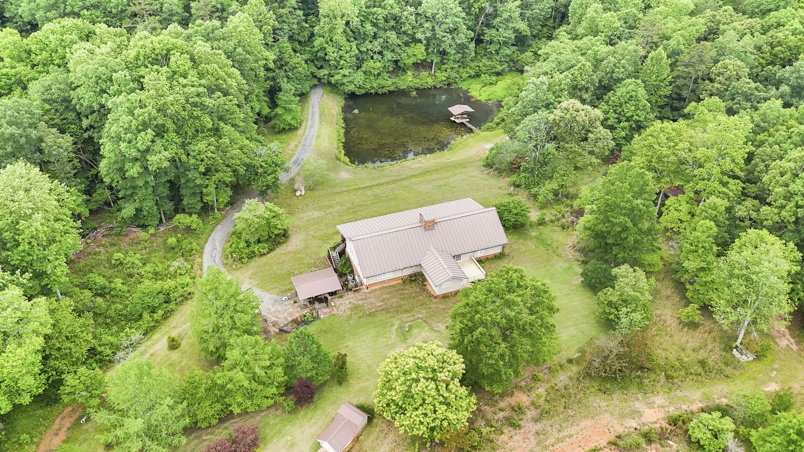Aerial view of 4454 Ledan Ext, Gainesville GA, the estate and its acreage