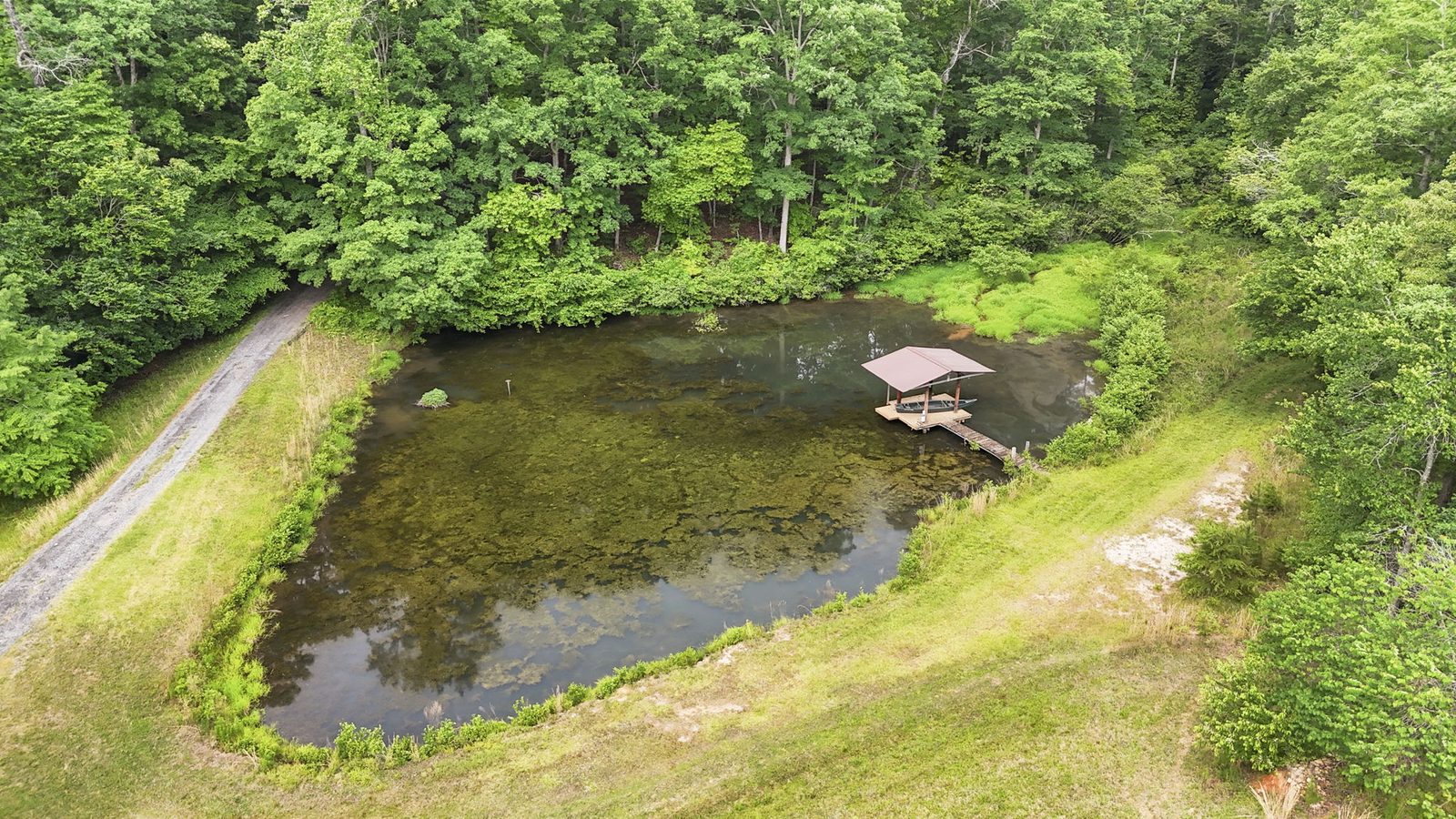 Aerial view of 4454 Ledan Ext, Gainesville GA, the estate and its acreage