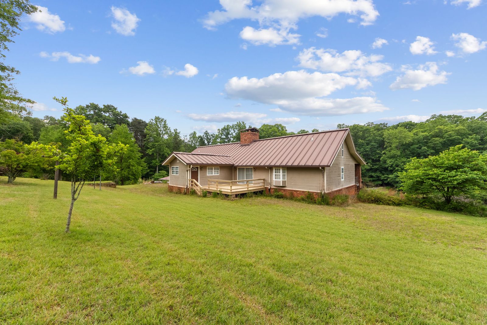 4454 Ledan Ext, Gainesville GA