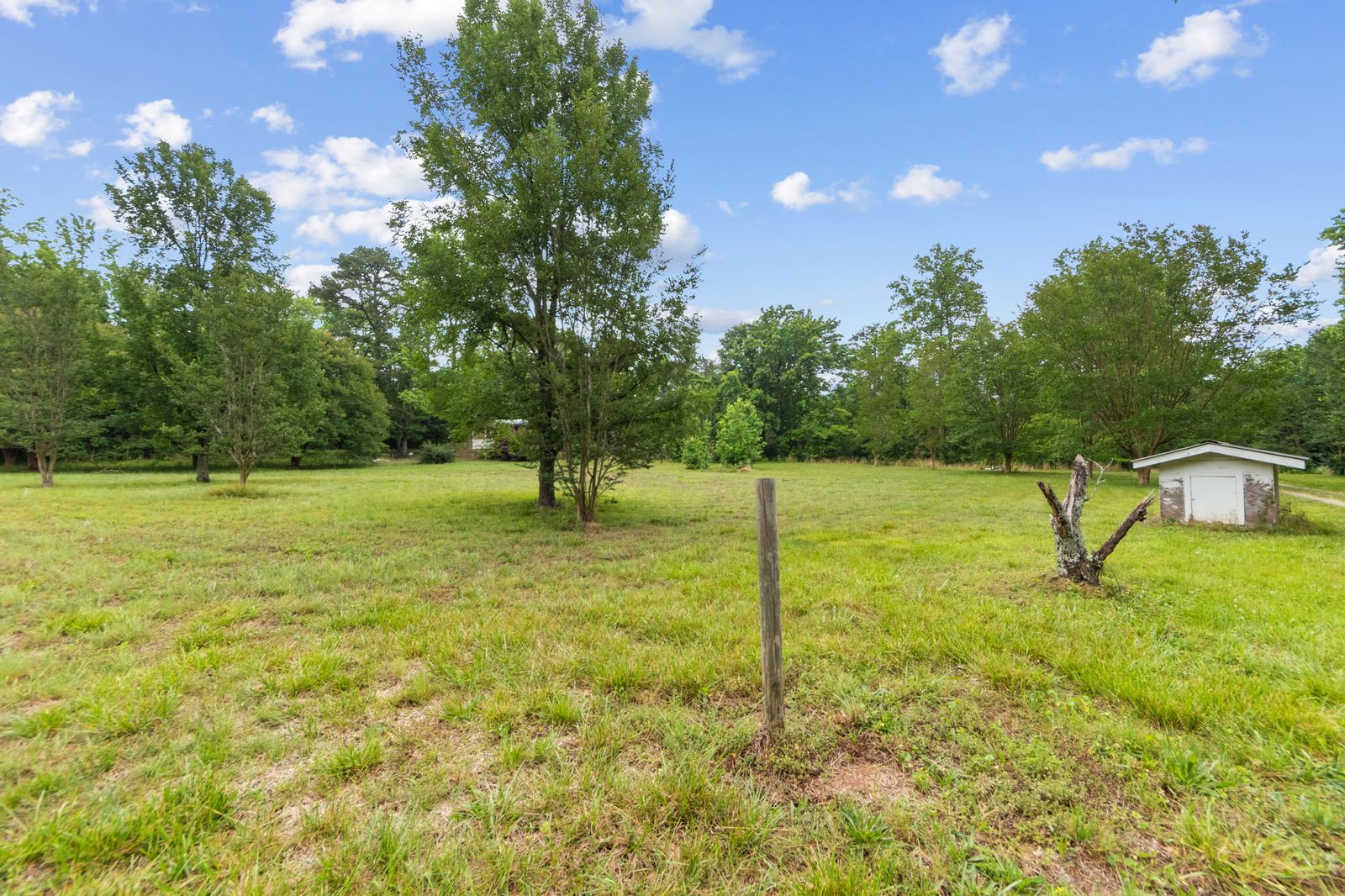 4454 Ledan Ext, Gainesville GA