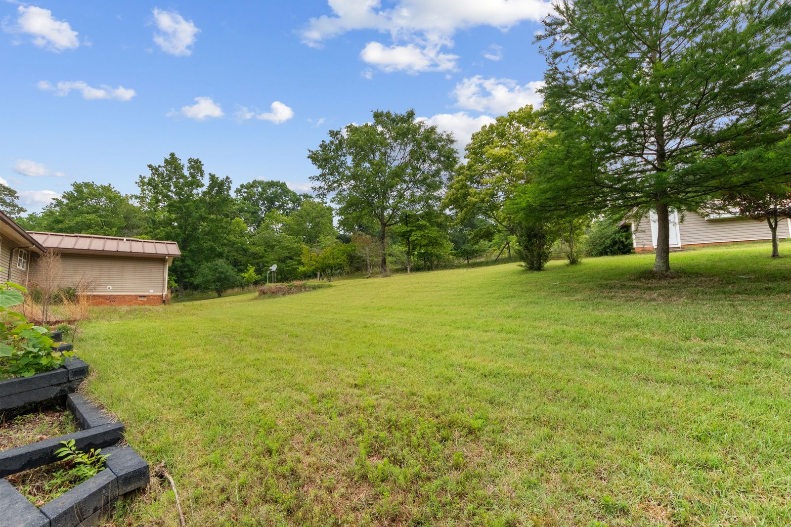 4454 Ledan Ext, Gainesville GA